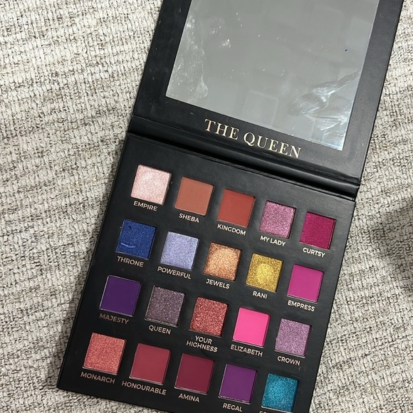 The Queen Palette by Eloise - Picture 6 of 7